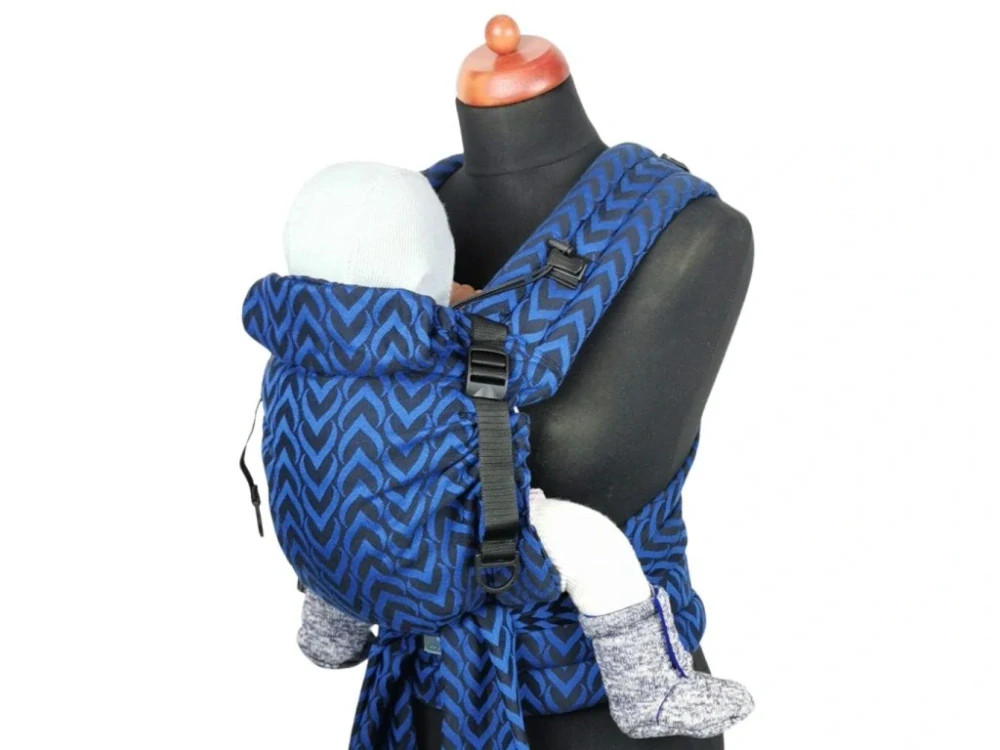 Moisha HUGO Heart Affair Blue Velvet