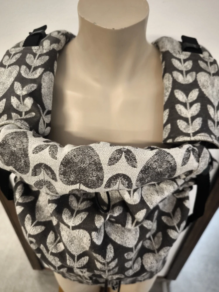 Nosítko NoMa Adapt 2 - Love Black/len