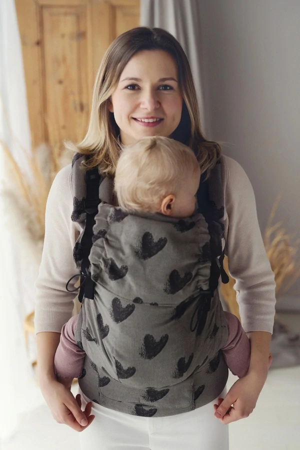 Little frog - Prime baby carrier - Cosy Love – Brown Hearts