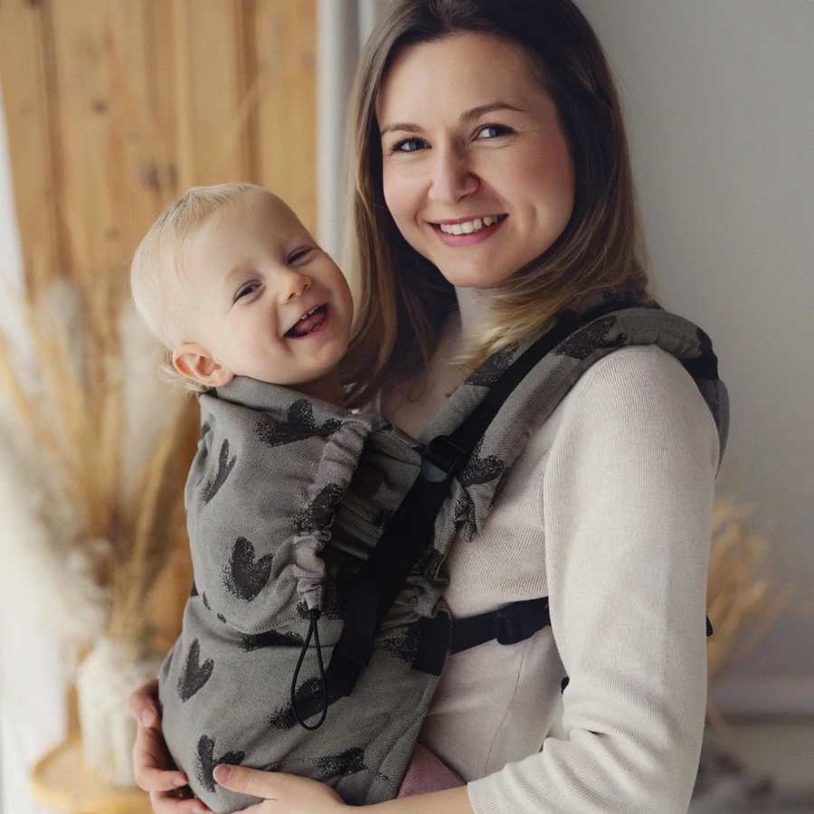 Little frog - Prime baby carrier - Cosy Love – Brown Hearts