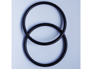 RING SLING KROUŽEK ČERNÝ