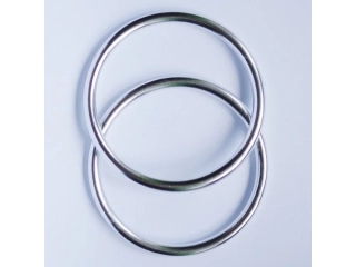 RING SLING KROUŽEK STŘÍBRNÝ LESK